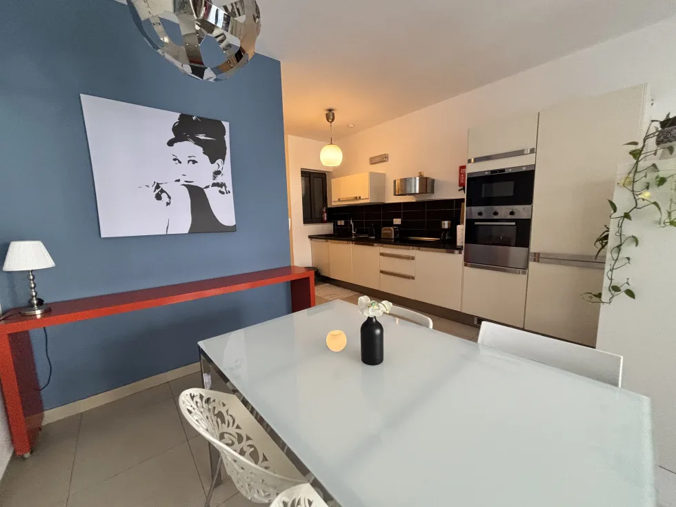 2 bed Apartment For Rent in Sliema, Sliema - thumb 4