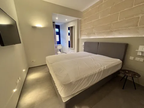 2 bed Maisonette For Rent in Valletta, Valletta - thumb 4