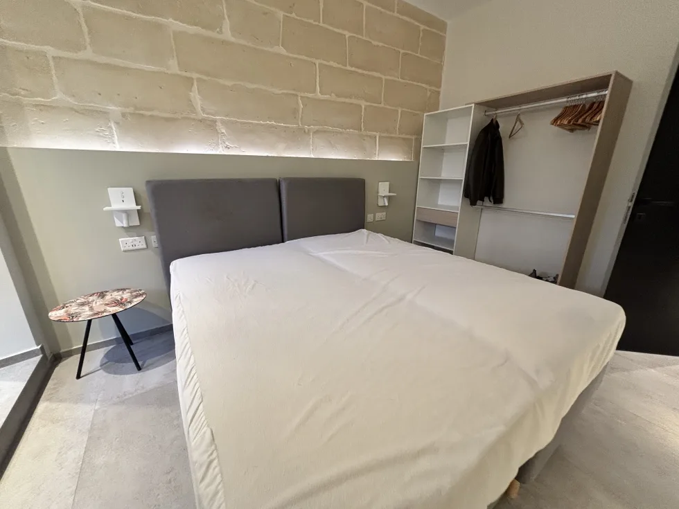 2 bed Maisonette For Rent in Valletta, Valletta - thumb 5