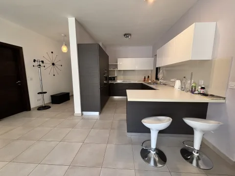 3 bed Apartment For Rent in St Julian's, St Julian's - thumb 6