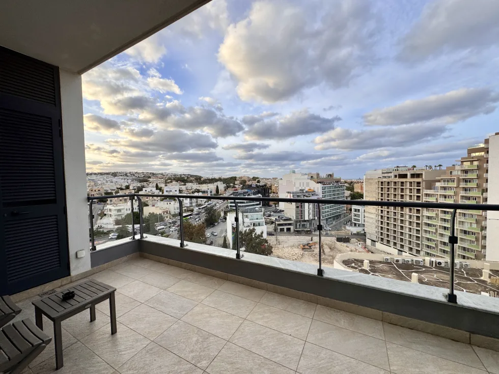 1 bed Apartment For Sale in St Julian's, St Julian's - thumb 4