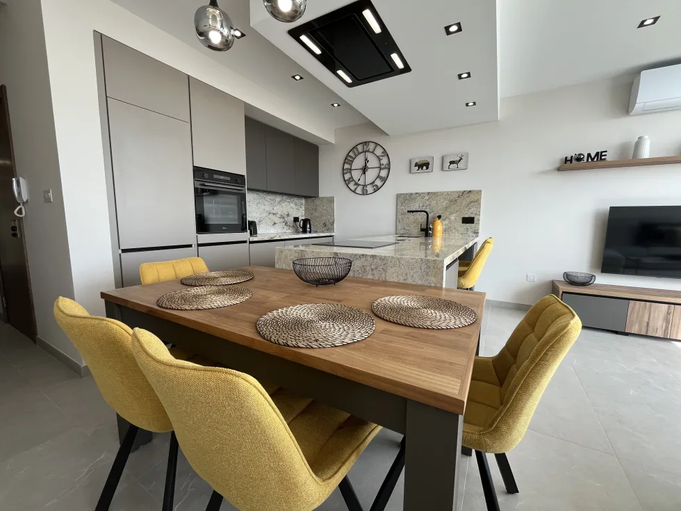 2 bed Penthouse For Rent in Gzira, Gzira - thumb 7