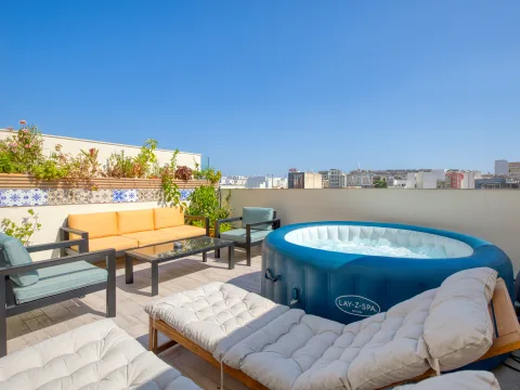 3 bed Penthouse For Rent in Msida, Msida - thumb 2