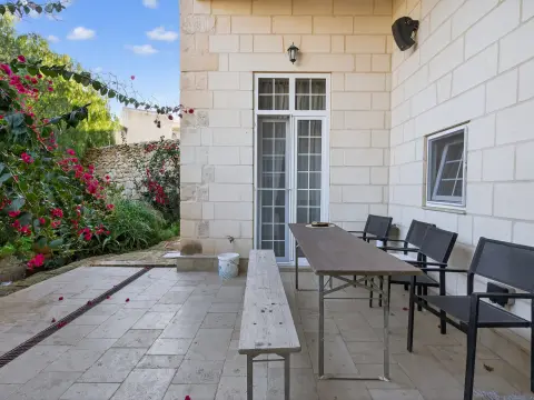 7 bed House of Character For Sale in Zabbar, Zabbar - thumb 11