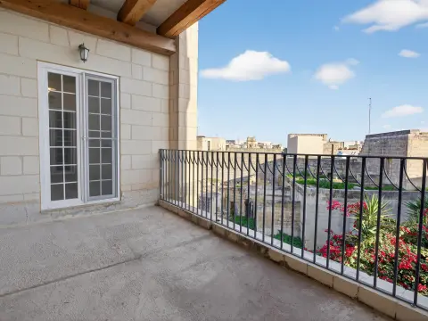 7 bed House of Character For Sale in Zabbar, Zabbar - thumb 8