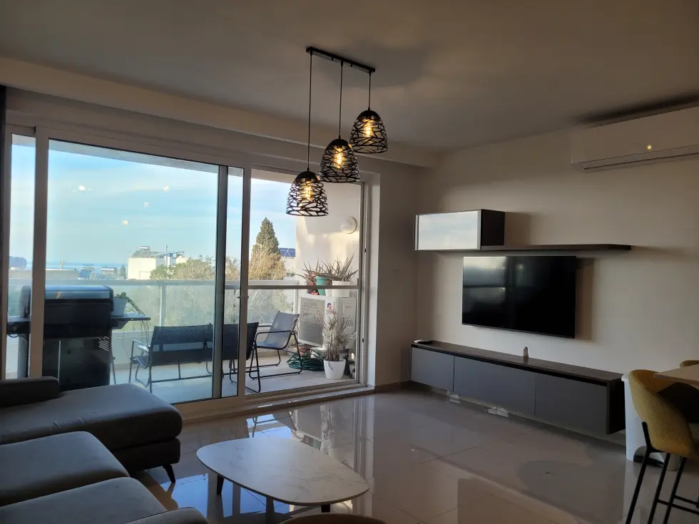 3 bed Apartment For Rent in Naxxar, Naxxar - thumb 2