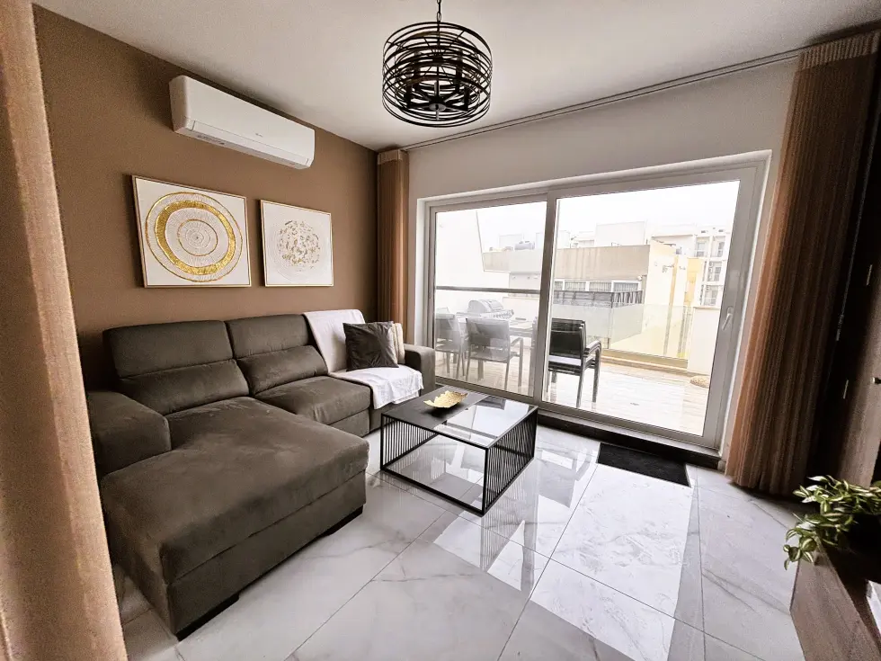 2 bed Penthouse For Rent in Bahar ic-Caghaq, Bahar ic-Caghaq - thumb 1