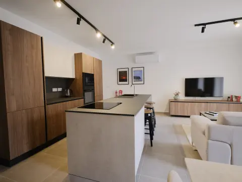 2 bed Apartment For Rent in Mellieha, Mellieha - thumb 4