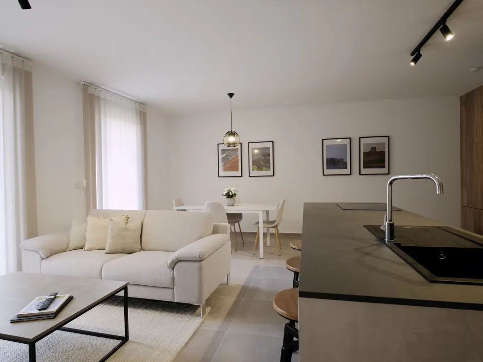 2 bed Apartment For Rent in Mellieha, Mellieha - thumb 5