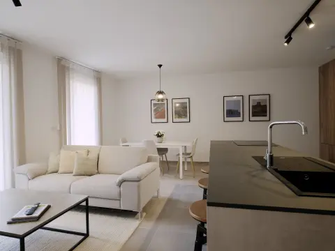 2 bed Apartment For Rent in Mellieha, Mellieha - thumb 5