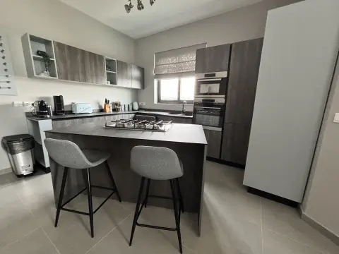 2 bed Apartment For Rent in St Julian's, St Julian's - thumb 6