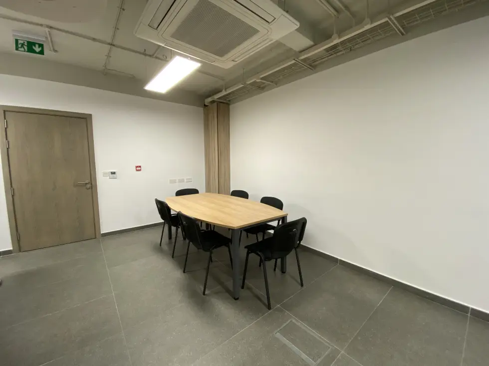 0 bed Office For Rent in Sliema, Sliema - thumb 5