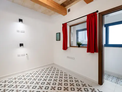 6 bed House of Character For Rent in Naxxar, Naxxar - thumb 25