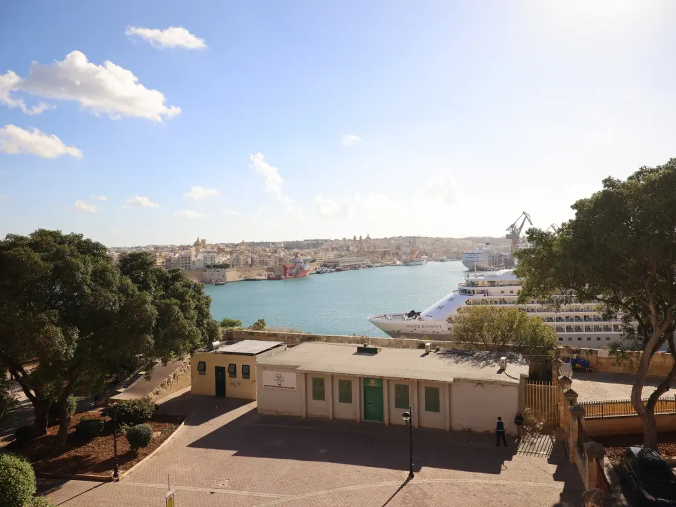 3 bed Apartment For Rent in ,  - thumb 2