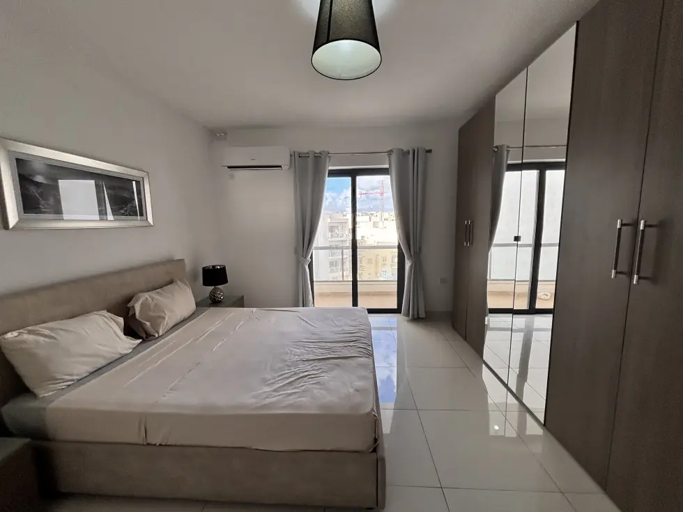 3 bed Apartment For Rent in Swieqi, Swieqi - thumb 4