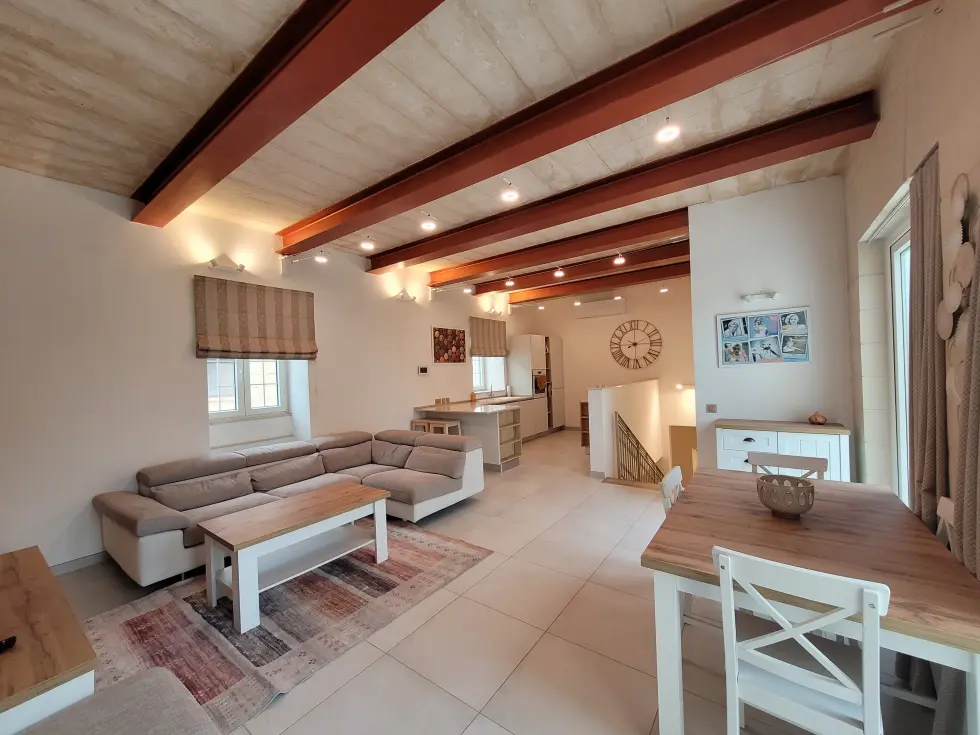 2 bed House of Character For Rent in Lija, Lija - thumb 1