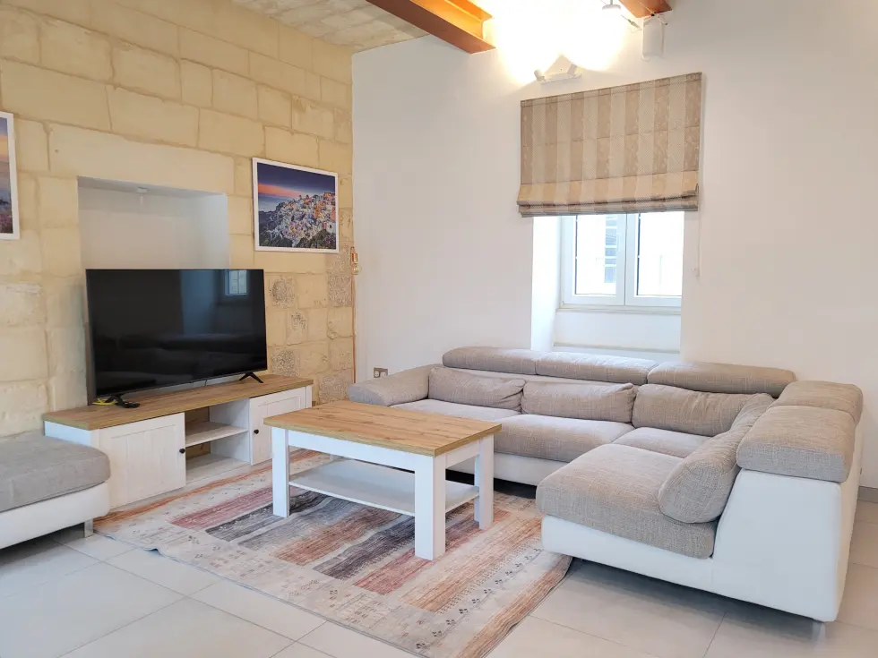 2 bed House of Character For Rent in Lija, Lija - thumb 3