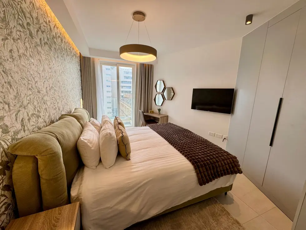 3 bed Apartment For Rent in Sliema, Sliema - thumb 9