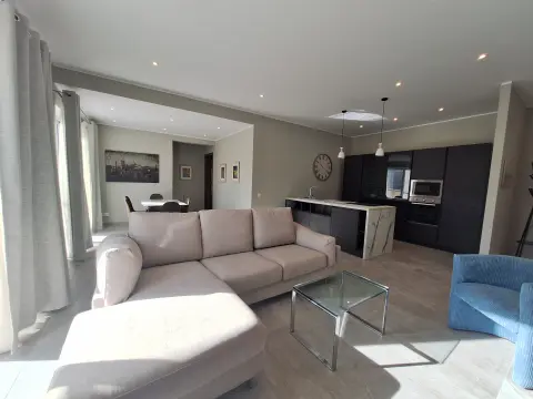 2 bed Penthouse For Rent in St Julian's, St Julian's - thumb 1