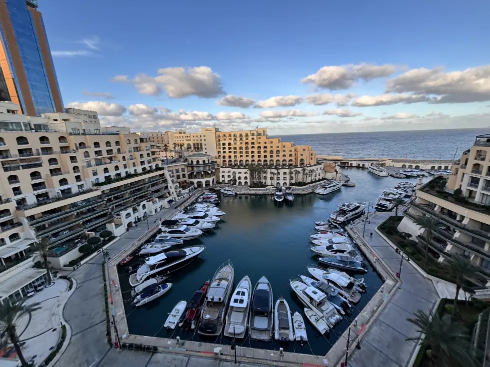 3 bed Apartment For Rent in St Julian's, St Julian's - thumb 9