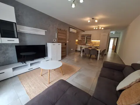 3 bed Apartment For Rent in Sliema, Sliema - thumb 2