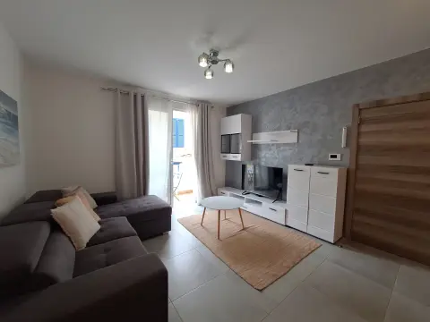 3 bed Apartment For Rent in Sliema, Sliema - thumb 4