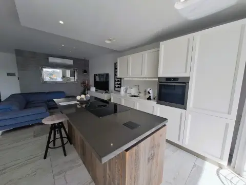 2 bed Apartment For Rent in Sliema, Sliema - thumb 3