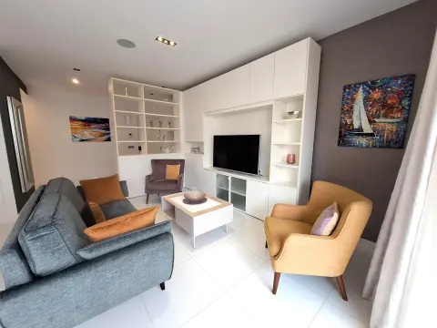 2 bed Apartment For Rent in Sliema, Sliema - thumb 2