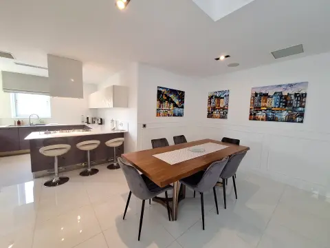 2 bed Apartment For Rent in Sliema, Sliema - thumb 3