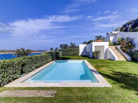 5 bed Villa For Sale in Mellieha, Mellieha - thumb 1