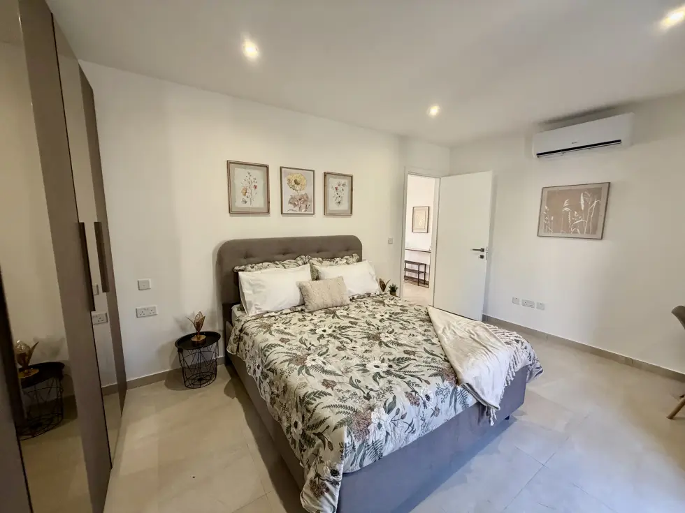 1 bed Penthouse For Rent in Sliema, Sliema - thumb 7