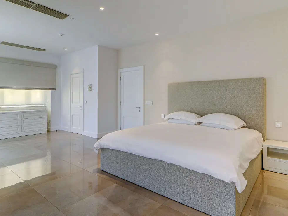 3 bed Villa For Rent in Ta' Xbiex, Ta' Xbiex - thumb 12