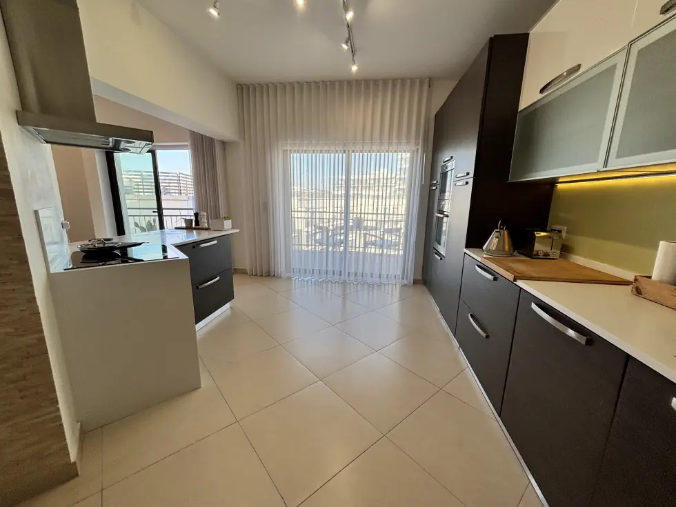 2 bed Apartment For Rent in St Julian's, St Julian's - thumb 10