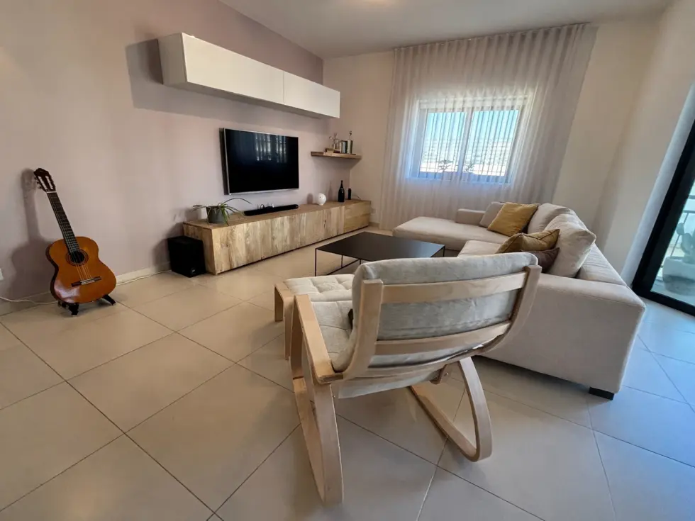 2 bed Apartment For Rent in St Julian's, St Julian's - thumb 5