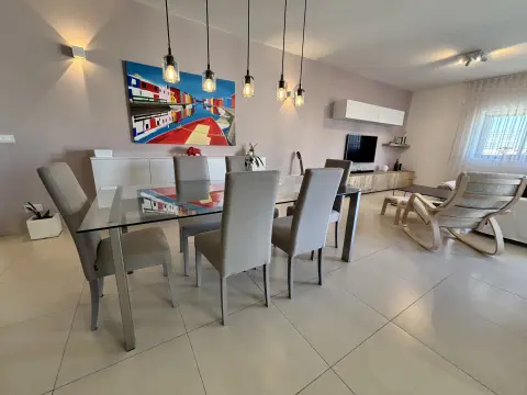 2 bed Apartment For Rent in St Julian's, St Julian's - thumb 6