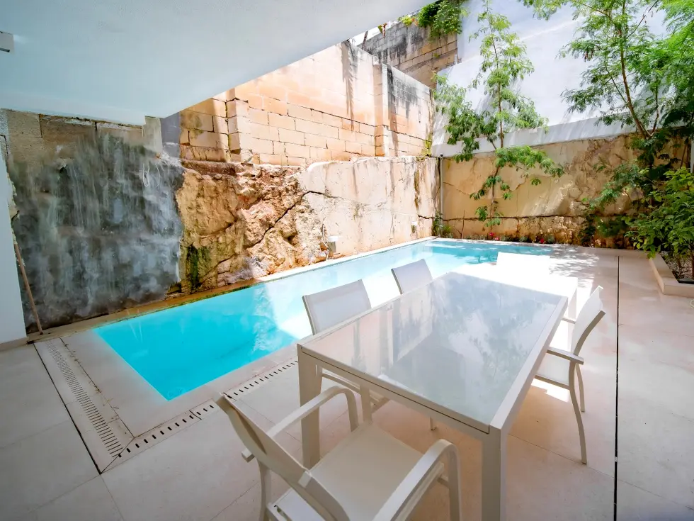 3 bed Apartment For Rent in Bahar ic-Caghaq, Bahar ic-Caghaq - thumb 12