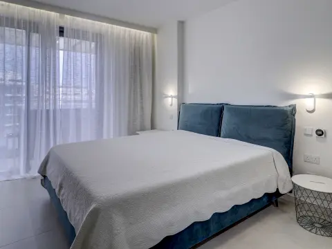 2 bed Penthouse For Sale in St Julian's, St Julian's - thumb 6