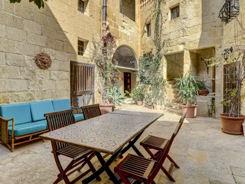 5 bed House of Character For Sale in Zejtun, Zejtun - thumb 7