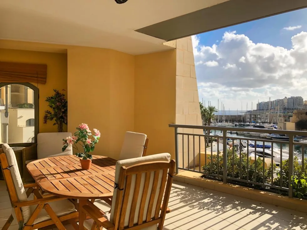 3 bed Apartment For Rent in St Julian's, St Julian's - thumb 3