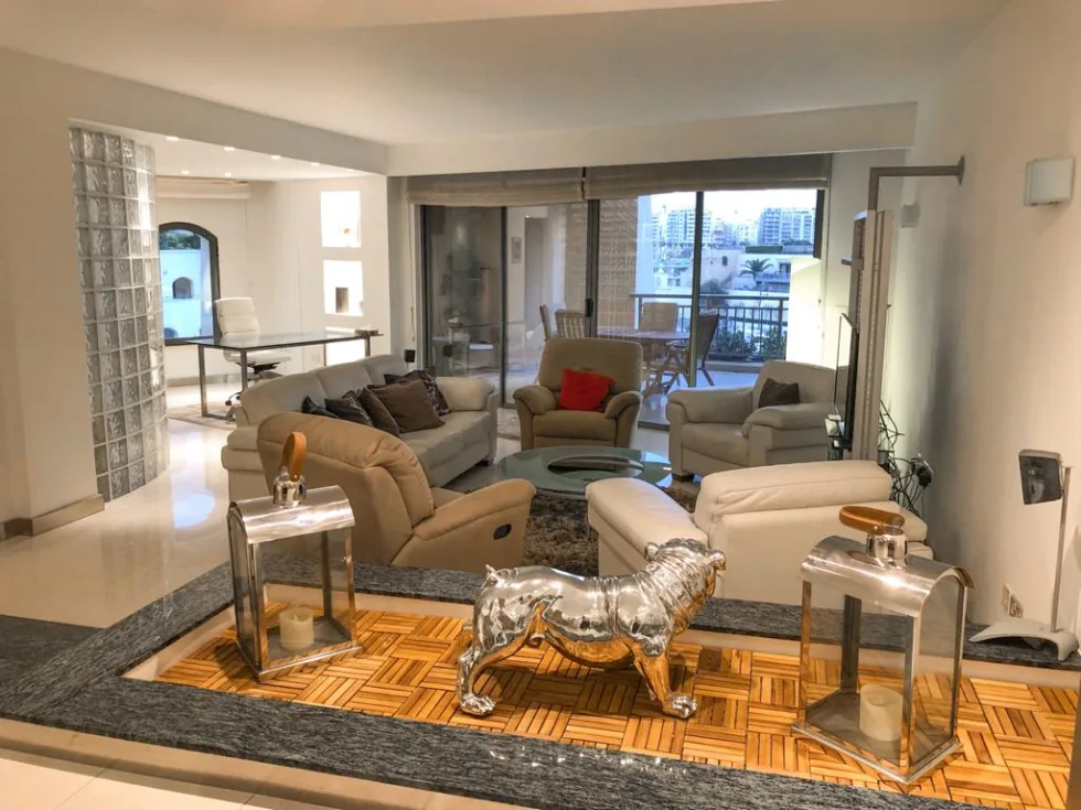 3 bed Apartment For Rent in St Julian's, St Julian's - thumb 6