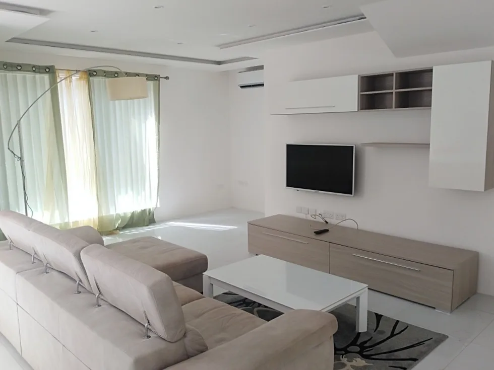 4 bed Villa For Rent in Ibragg, Ibragg - thumb 1