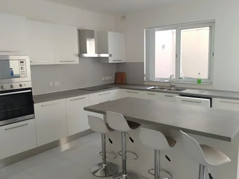 4 bed Villa For Rent in Ibragg, Ibragg - thumb 4