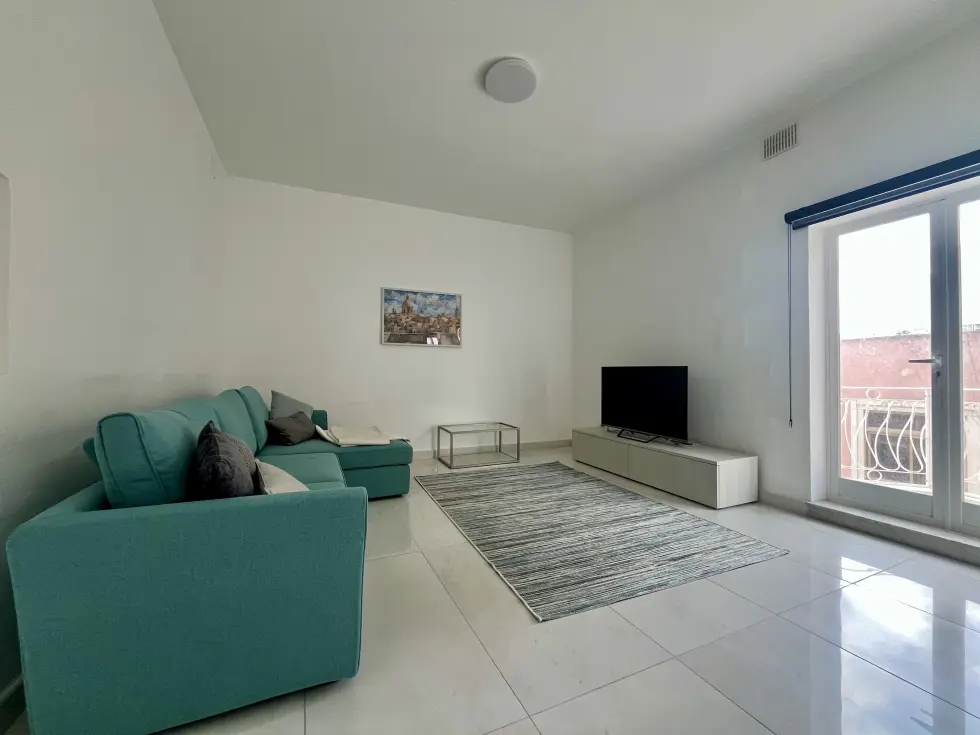 3 bed Apartment For Rent in St Julian's, St Julian's - thumb 1