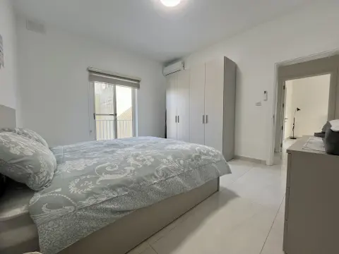 3 bed Apartment For Rent in St Julian's, St Julian's - thumb 7