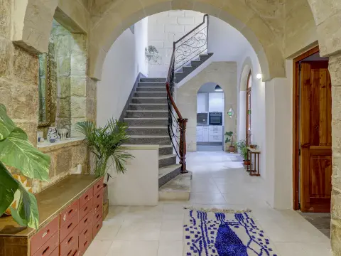 3 bed House of Character For Sale in Zebbug, Zebbug - thumb 1