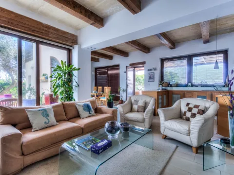 6 bed Farmhouse For Sale in Qala, Gozo, Qala, Gozo - thumb 4