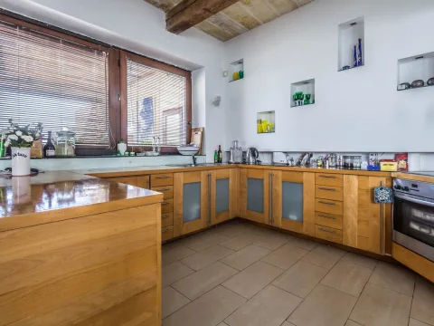 6 bed Farmhouse For Sale in Qala, Gozo, Qala, Gozo - thumb 6