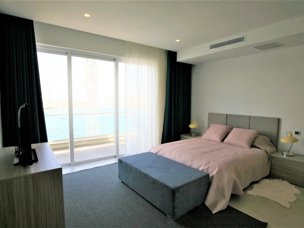 2 bed Penthouse For Rent in Sliema, Sliema - thumb 12