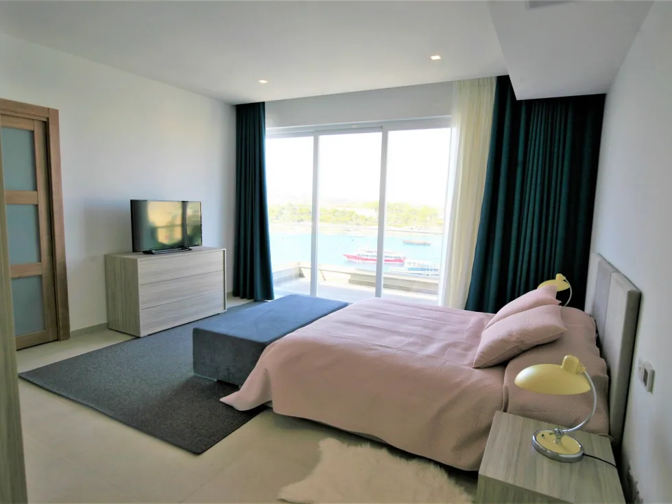 2 bed Penthouse For Rent in Sliema, Sliema - thumb 13