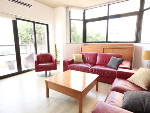 3 bed Apartment For Rent in Sliema, Sliema - thumb 2